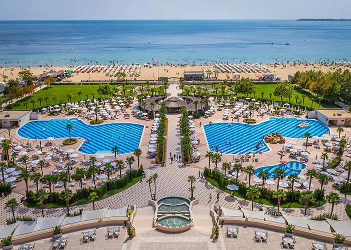 Dit Majestic Beach Resort Сонячний Берег